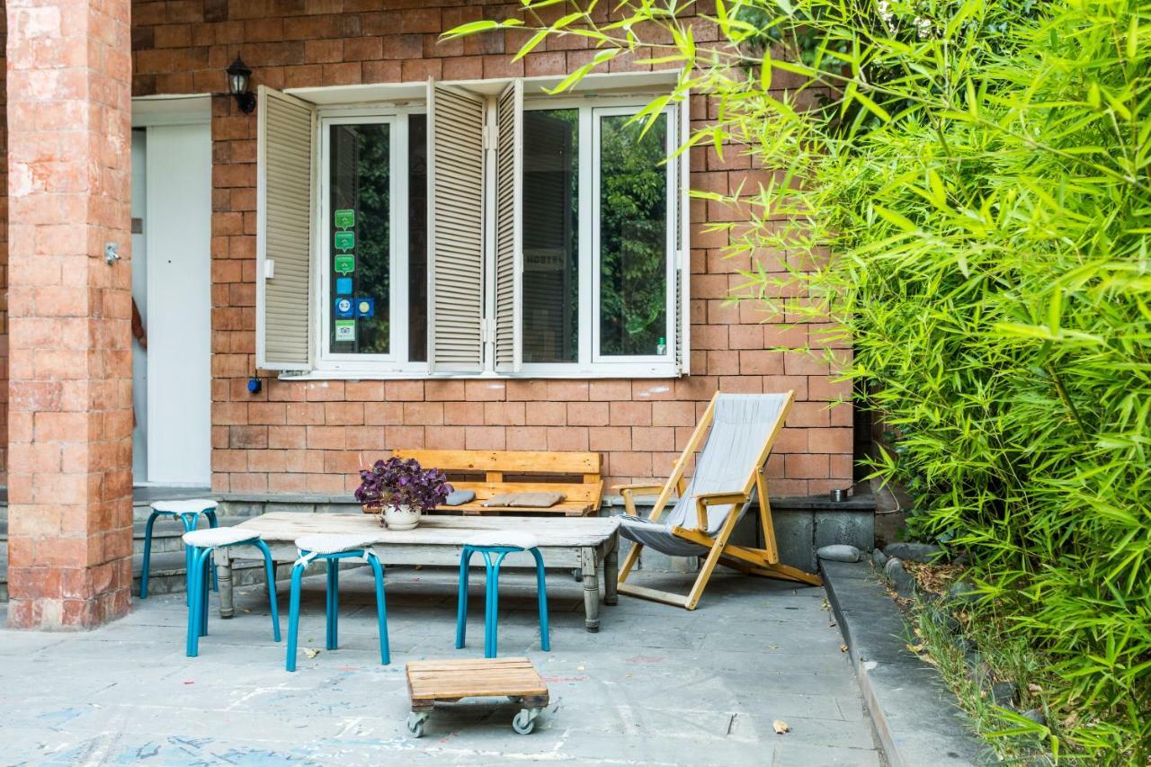 M42 Hostel Tbilisi Luaran gambar