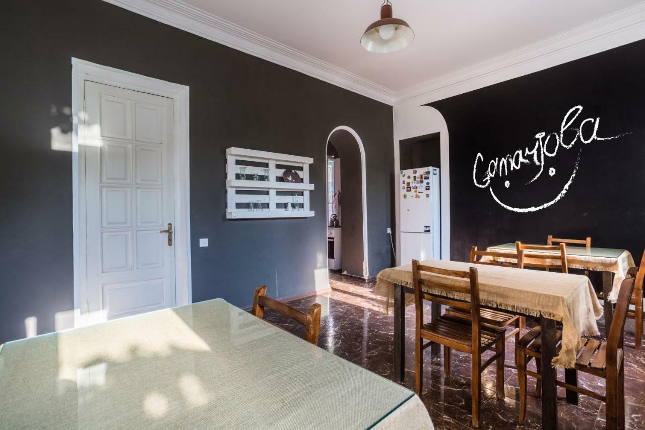 M42 Hostel Tbilisi Luaran gambar