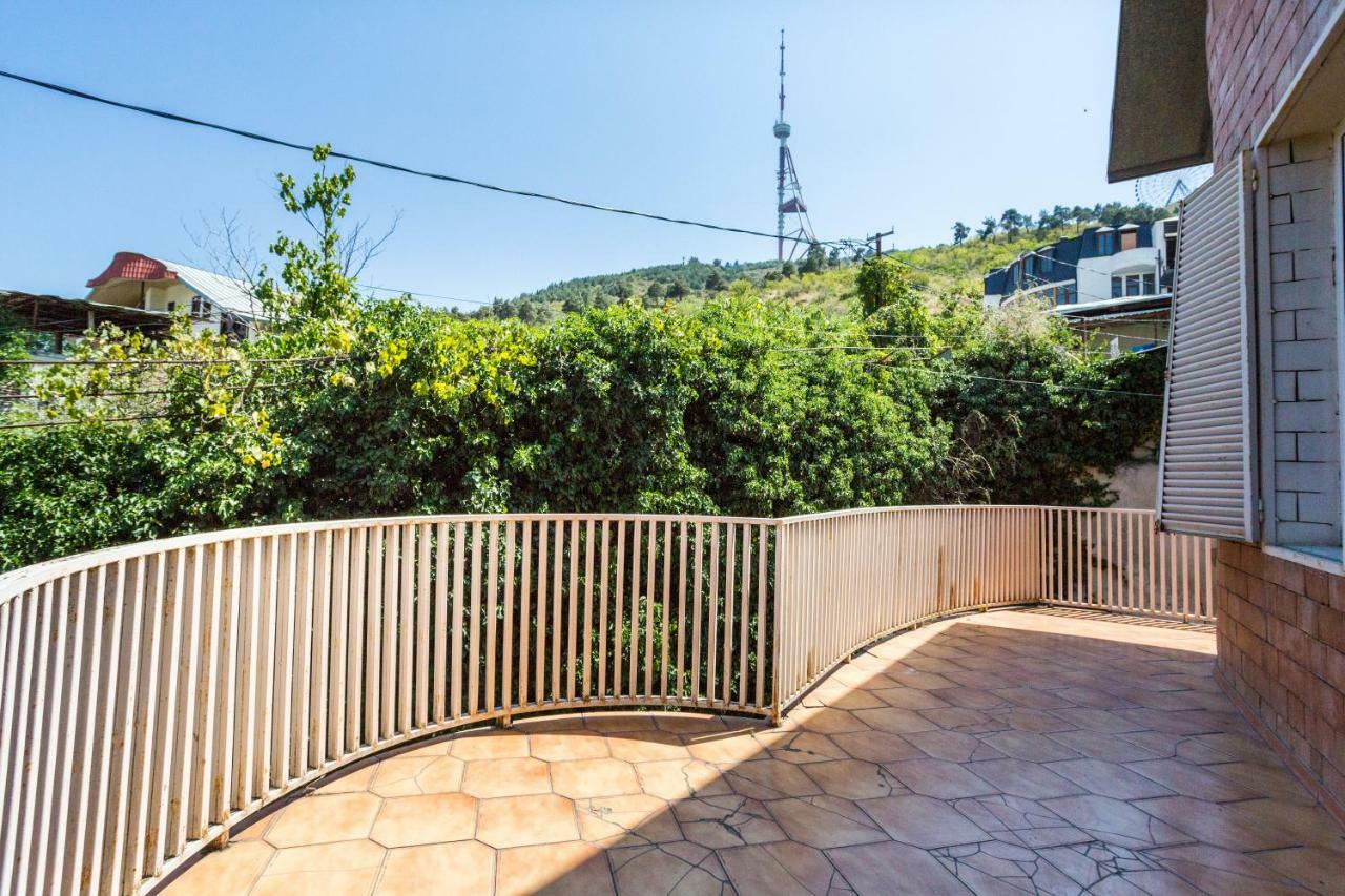 M42 Hostel Tbilisi Luaran gambar